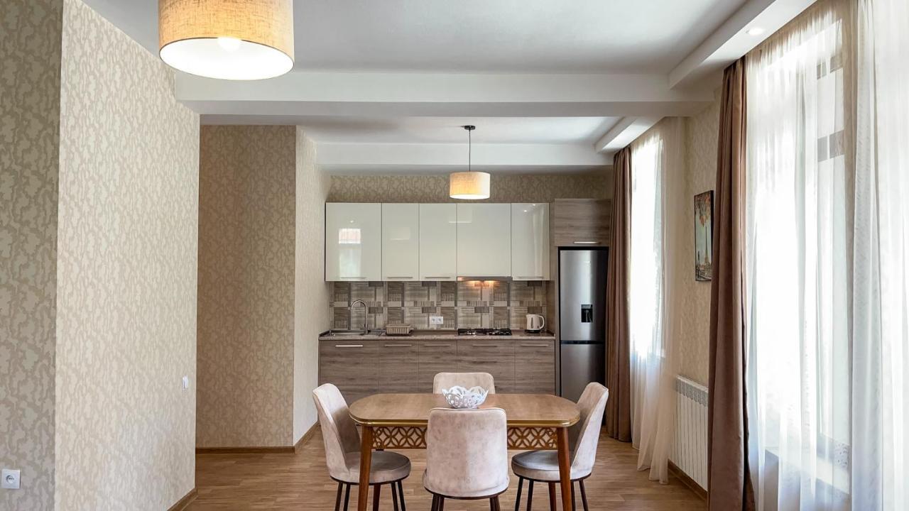 Dani Lux Apartment Bakuriani Luaran gambar